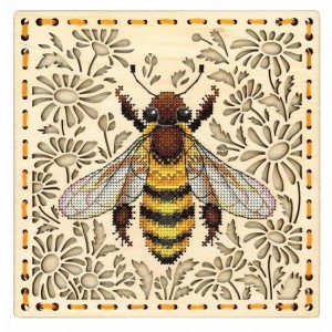 MP O-017 Cross stitch kit on plywood - In the field of daisies