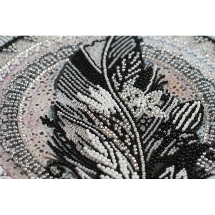 AB-839 Kit with beads - Mandala feather