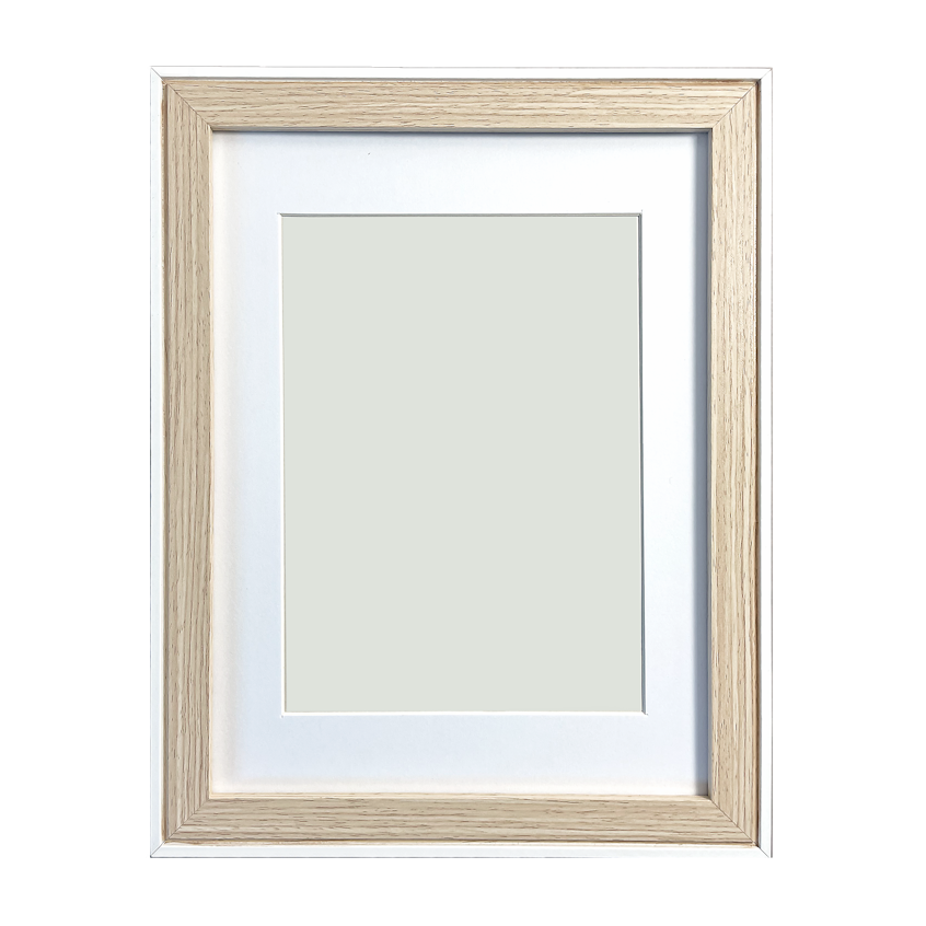 Wooden frame with white border 21x27 cm