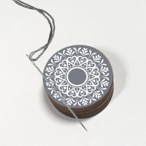 997-08 Magnetic needle holder - White lace
